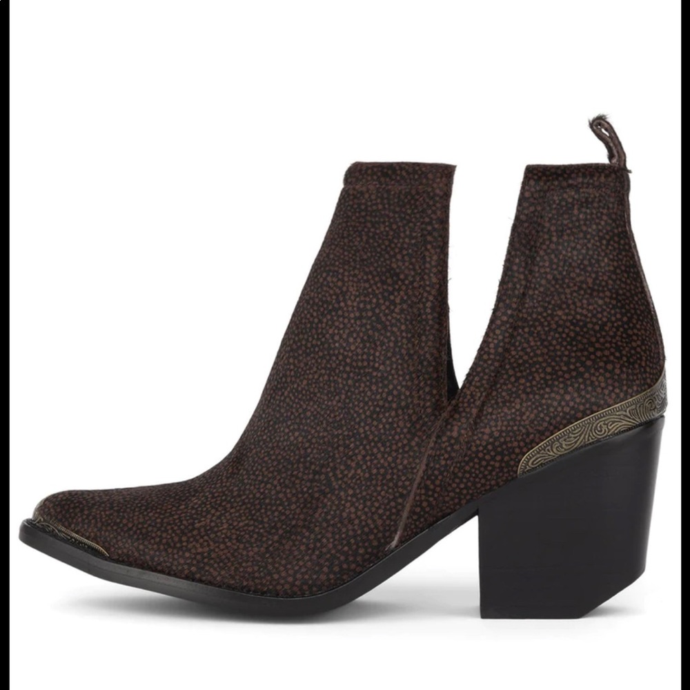 Jeffrey Campbell Cromwell Boots (cow hair)